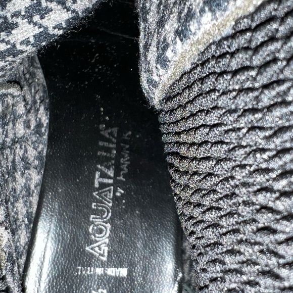 Aquatalia black knee high woven and leather, lug sole riding boots. Sz 7.5 - Picture 11 of 11